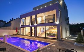 Rhapsody In Green - Luxury Villa In Zadar