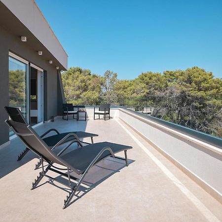 Rhapsody In Green - Luxury Villa In Zadar Crno Exterior photo